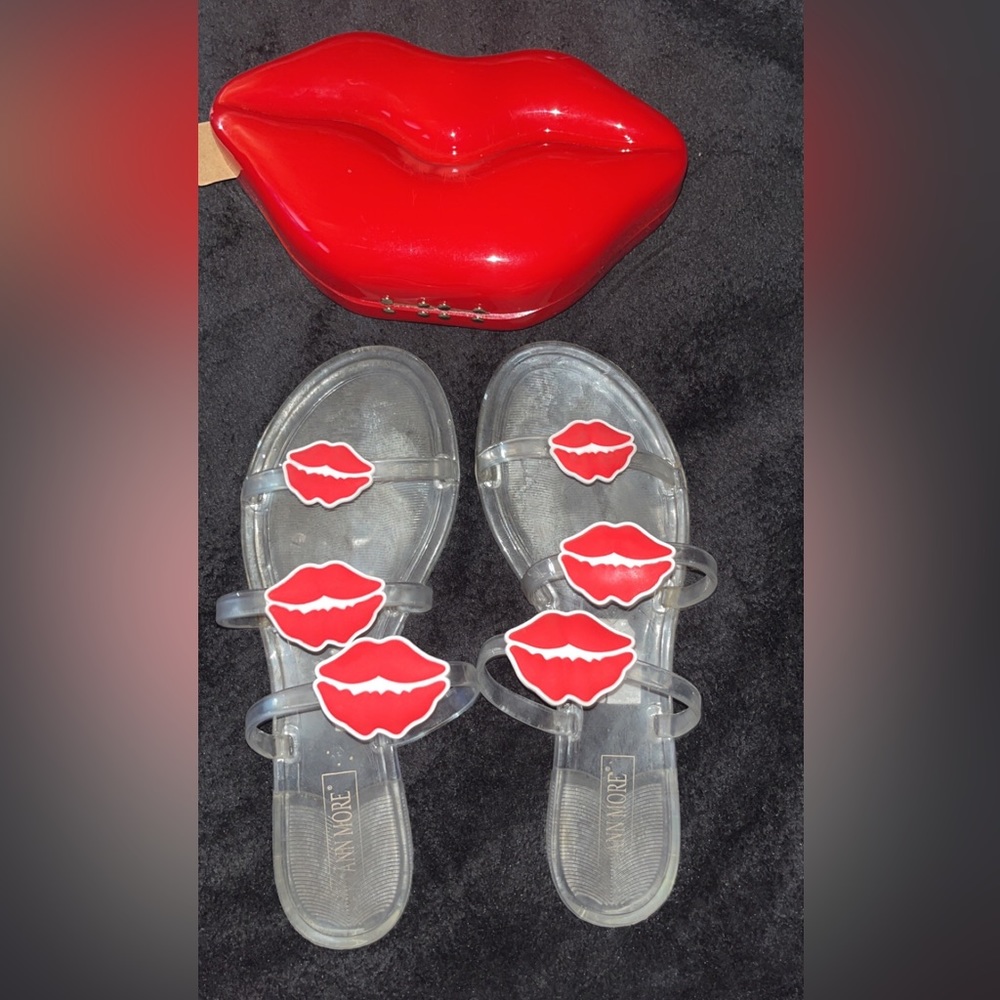 Matching Kiss Purse & Sandal Set
